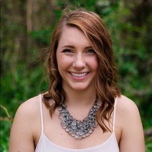 Meet your Posher, Bailey